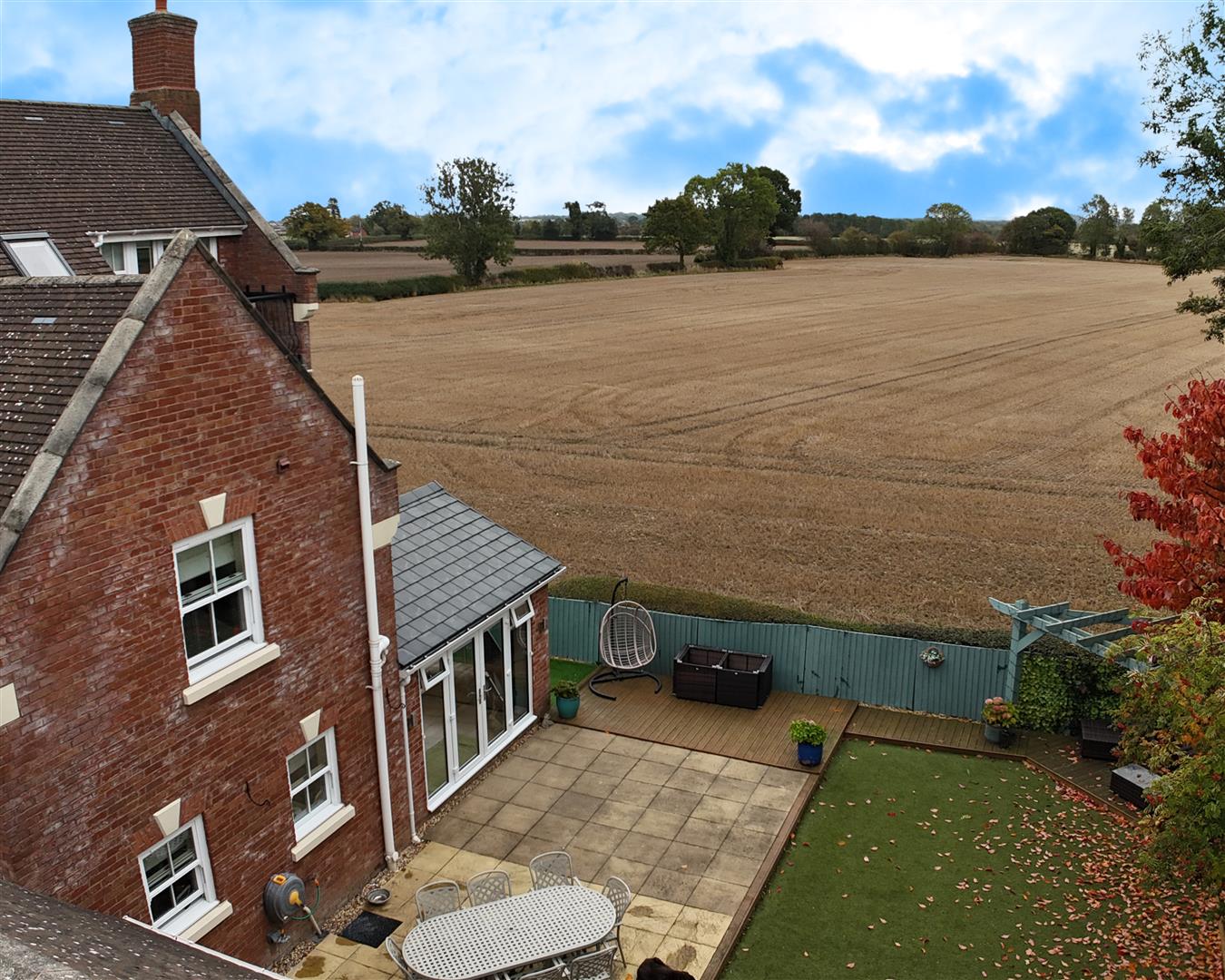 6 Loveridge Drive, Shrewsbury, SY4 2DJ For Sale 6 Loveridge Drive, Shrewsbury, SY4 2DJ For Sale